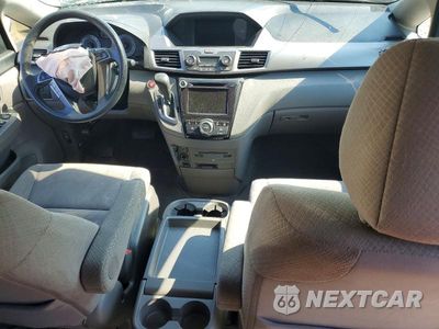Zdjęcie 8 z 13 samochodu: 2016 HONDA ODYSSEY SE VIN:5FNRL5H36GB056904 - miniatura