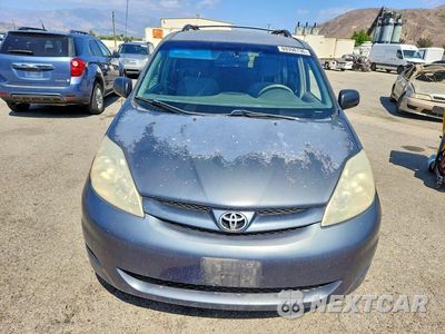 Piąte zdjęcie samochodu w środku: 2008 TOYOTA SIENNA LE 7-PASSENGER VIN:5TDZK23C98S213217 - miniatura