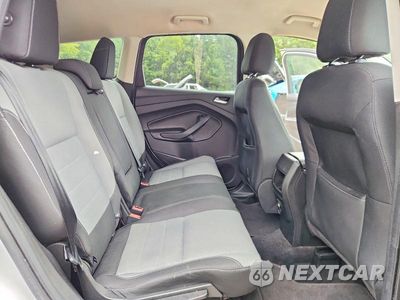 Zdjęcie 10 z 12 samochodu: 2016 FORD ESCAPE SE VIN:1FMCU0G75GUA49603 - miniatura