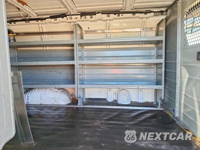 Zdjęcie 11 z 13 samochodu: 2011 GMC SAVANA G2500 VIN:1GTW7FBAXB1174007 - miniatura