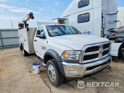 Czwarte zdjęcie samochodu z boku: 2017 RAM 5500 VIN:3C7WRMBL8HG604338 - miniatura