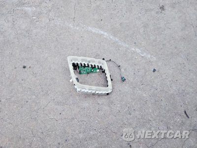 Zdjęcie 13 z 14 samochodu: 2020 KIA TELLURIDE EX VIN:5XYP3DHC8LG009393 - miniatura