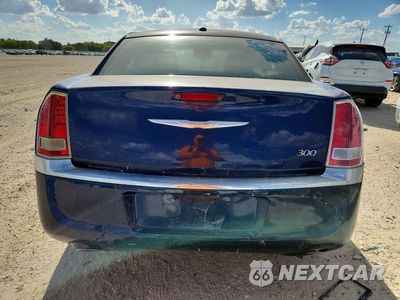 Zdjęcie 6 z 12 samochodu: 2014 CHRYSLER 300 VIN:2C3CCAAG4EH375919 - miniatura
