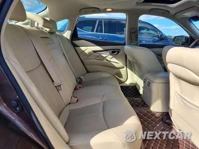 Zdjęcie 10 z 12 samochodu: 2018 INFINITI Q70 3.7 LUXE VIN:JN1BY1AR7JM220981 - miniatura