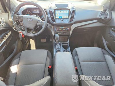 Zdjęcie 8 z 12 samochodu: 2019 FORD ESCAPE SE VIN:1FMCU0GD4KUB32891 - miniatura