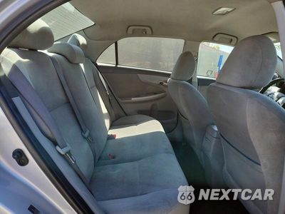 Zdjęcie 10 z 13 samochodu: 2010 TOYOTA COROLLA LE VIN:1NXBU4EE6AZ338758 - miniatura
