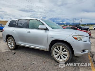 Czwarte zdjęcie samochodu z boku: 2009 TOYOTA HIGHLANDER HYBRID LIMITED VIN:JTEEW44AX92034197 - miniatura