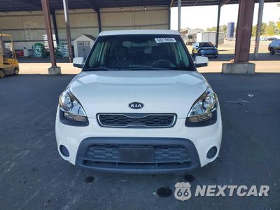 Piąte zdjęcie samochodu w środku: 2012 KIA SOUL BASE VIN:KNDJT2A53C7421403 - miniatura