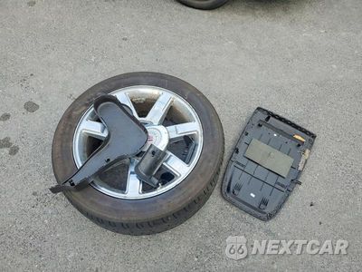 Zdjęcie 13 z 14 samochodu: 2009 CADILLAC ESCALADE ESV LUXURY VIN:1GYFK26299R178727 - miniatura