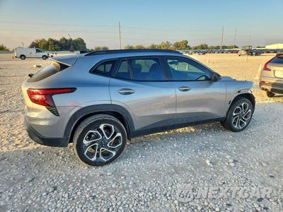 Trzecie zdjęcie samochodu z tyłu: 2026 CHEVROLET TRAX 2RS VIN:KL77LJEP8TC126060 - miniatura
