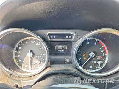 Zdjęcie 9 z 12 samochodu: 2015 MERCEDES-BENZ ML 350 4MATIC VIN:4JGDA5HB1FA590614 - miniatura