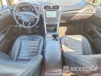 Zdjęcie 8 z 12 samochodu: 2017 FORD FUSION SE VIN:3FA6P0HD5HR109813 - miniatura