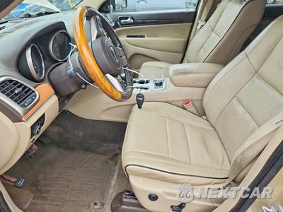 Zdjęcie 7 z 13 samochodu: 2011 JEEP GRAND CHEROKEE OVERLAND VIN:1J4RR6GT5BC605966 - miniatura