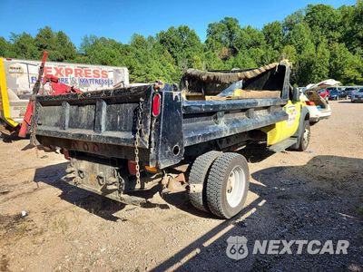Trzecie zdjęcie samochodu z tyłu: 2009 FORD F450 SUPER DUTY DUMP TRUCK VIN:1FDAF46R39EA24496 - miniatura