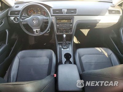 Zdjęcie 8 z 12 samochodu: 2015 VOLKSWAGEN PASSAT S VIN:1VWAT7A32FC068656 - miniatura