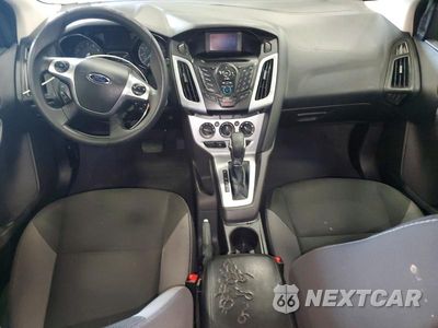 Zdjęcie 8 z 12 samochodu: 2014 FORD FOCUS SE VIN:1FADP3F28EL257667 - miniatura