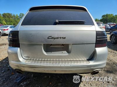 Zdjęcie 6 z 13 samochodu: 2005 PORSCHE CAYENNE VIN:WP1AA29P75LA22756 - miniatura