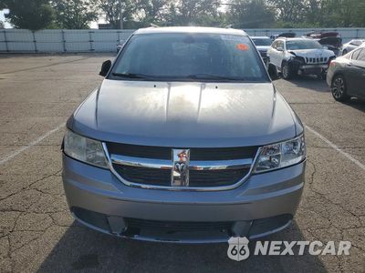 Piąte zdjęcie samochodu w środku: 2019 DODGE JOURNEY SE VIN:3C4PDCABXKT859042 - miniatura