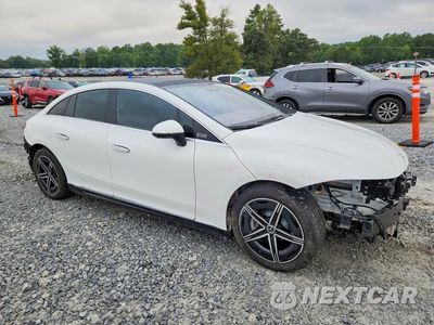 Czwarte zdjęcie samochodu z boku: 2023 MERCEDES-BENZ EQE SEDAN 350+ VIN:W1KEG2BB6PF014400 - miniatura