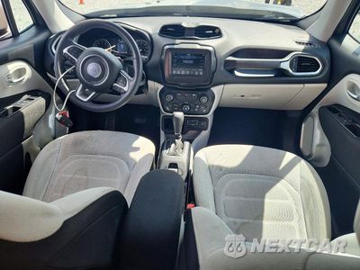 Zdjęcie 8 z 13 samochodu: 2020 JEEP RENEGADE LATITUDE VIN:ZACNJABB7LPL04400 - miniatura