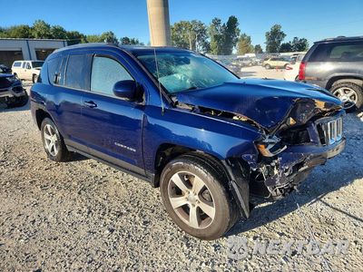 Czwarte zdjęcie samochodu z boku: 2016 JEEP COMPASS LATITUDE VIN:1C4NJDEB6GD733838 - miniatura