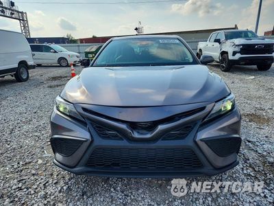 Piąte zdjęcie samochodu w środku: 2024 TOYOTA CAMRY SE VIN:4T1G11AK8RU226774 - miniatura