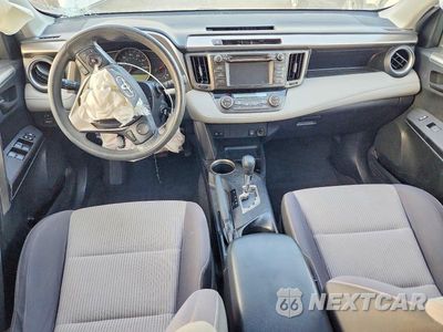 Zdjęcie 8 z 12 samochodu: 2013 TOYOTA RAV4 XLE VIN:JTMRFREV2D5015784 - miniatura