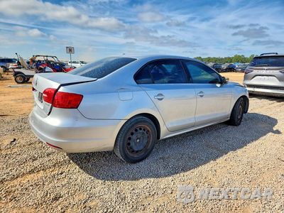 Trzecie zdjęcie samochodu z tyłu: 2013 VOLKSWAGEN JETTA SE VIN:3VWDX7AJ3DM293762 - miniatura