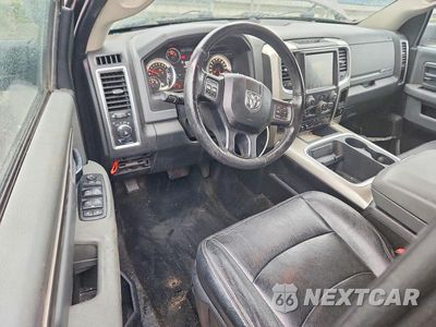 Zdjęcie 8 z 12 samochodu: 2017 RAM 1500 SLT VIN:3C6RR7LT7HG608480 - miniatura