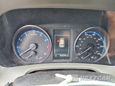 Zdjęcie 9 z 12 samochodu: 2017 TOYOTA RAV4 LE VIN:2T3BFREV8HW607383 - miniatura