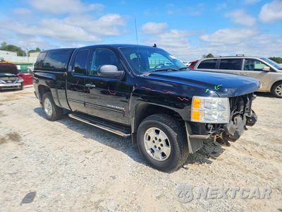 Czwarte zdjęcie samochodu z boku: 2013 CHEVROLET SILVERADO C1500 LT VIN:1GCRCSE05DZ224997 - miniatura
