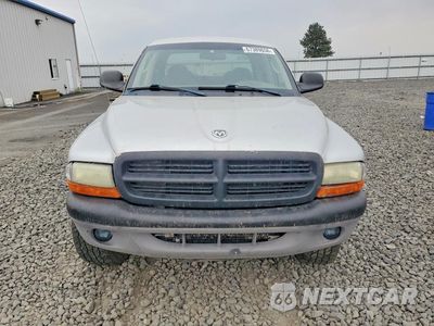 Piąte zdjęcie samochodu w środku: 2003 DODGE DAKOTA QUAD SLT VIN:1D7HG48N83S146652 - miniatura
