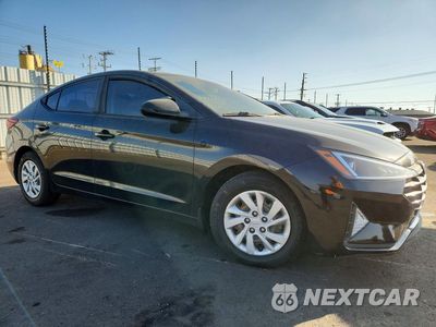 Czwarte zdjęcie samochodu z boku: 2020 HYUNDAI ELANTRA SE VIN:KMHD74LF7LU062931 - miniatura