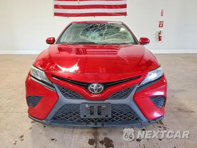 Piąte zdjęcie samochodu w środku: 2019 TOYOTA CAMRY SE VIN:4T1B11HK4KU245859 - miniatura