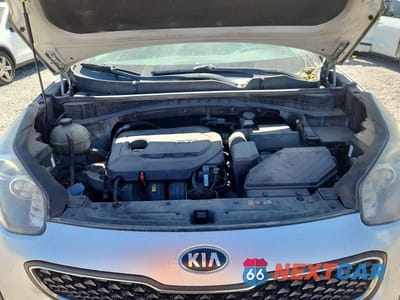 Zdjęcie 11 z 12 samochodu: 2018 KIA SPORTAGE LX VIN:KNDPM3AC3J7469590 - miniatura