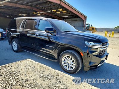 Czwarte zdjęcie samochodu z boku: 2023 CHEVROLET SUBURBAN K1500 LT VIN:1GNSKCKD7PR288567 - miniatura