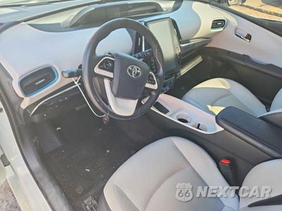 Zdjęcie 8 z 12 samochodu: 2018 TOYOTA PRIUS FOUR VIN:JTDKARFU7J3546671 - miniatura