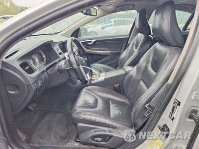 Zdjęcie 7 z 12 samochodu: 2012 VOLVO S60 T5 VIN:YV1622FS7C2135259 - miniatura