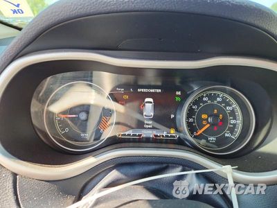 Zdjęcie 9 z 13 samochodu: 2015 JEEP CHEROKEE LIMITED VIN:1C4PJMDS8FW634712 - miniatura