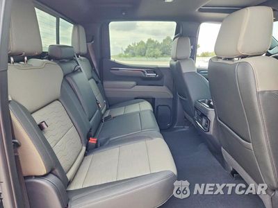 Zdjęcie 10 z 12 samochodu: 2026 CHEVROLET SILVERADO K1500 ZR2 VIN:3GCUKHELXTG353911 - miniatura