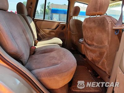 Zdjęcie 10 z 12 samochodu: 2001 JEEP GRAND CHEROKEE LAREDO VIN:1J4GW48S31C699192 - miniatura