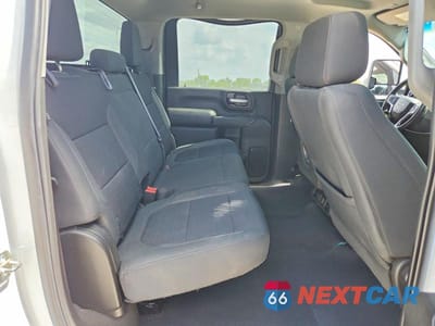Zdjęcie 10 z 12 samochodu: 2022 CHEVROLET SILVERADO K2500 HEAVY DUTY LT VIN:1GC1YNEY7NF245052 - miniatura