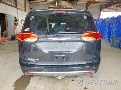Zdjęcie 6 z 13 samochodu: 2020 CHRYSLER PACIFICA TOURING VIN:2C4RC1FG8LR142325 - miniatura