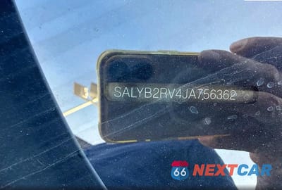 Zdjęcie 10 z 14 samochodu: 2018 LAND ROVER RANGE ROVER VELAR S VIN:SALYB2RV4JA756362 - miniatura