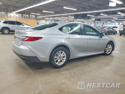 Trzecie zdjęcie samochodu z tyłu: 2025 TOYOTA CAMRY LE VIN:4T1DAACK8SU061752 - miniatura