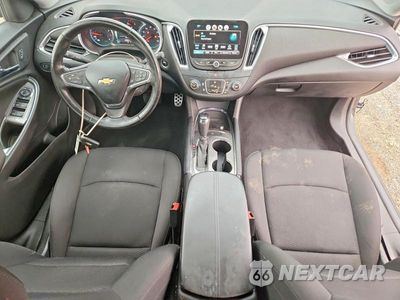 Zdjęcie 8 z 13 samochodu: 2016 CHEVROLET MALIBU LT VIN:1G1ZE5ST2GF262065 - miniatura