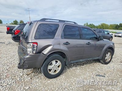 Trzecie zdjęcie samochodu z tyłu: 2012 FORD ESCAPE XLS VIN:1FMCU0C75CKA82807 - miniatura