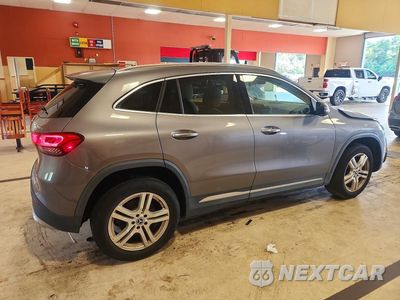Trzecie zdjęcie samochodu z tyłu: 2023 MERCEDES-BENZ GLA 250 4MATIC VIN:W1N4N4HB9PJ458472 - miniatura