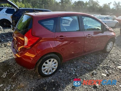 Trzecie zdjęcie samochodu z tyłu: 2016 NISSAN VERSA NOTE SV VIN:3N1CE2CP3GL359670 - miniatura