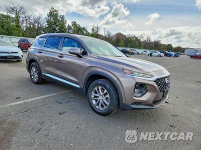 Czwarte zdjęcie samochodu z boku: 2019 HYUNDAI SANTA FE SE VIN:5NMS2CAD7KH126462 - miniatura
